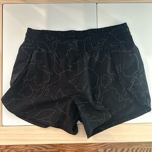 Athleta Running Shorts Black Silver Pattern M